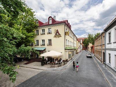 Amberton Cozy Отель Каунас
