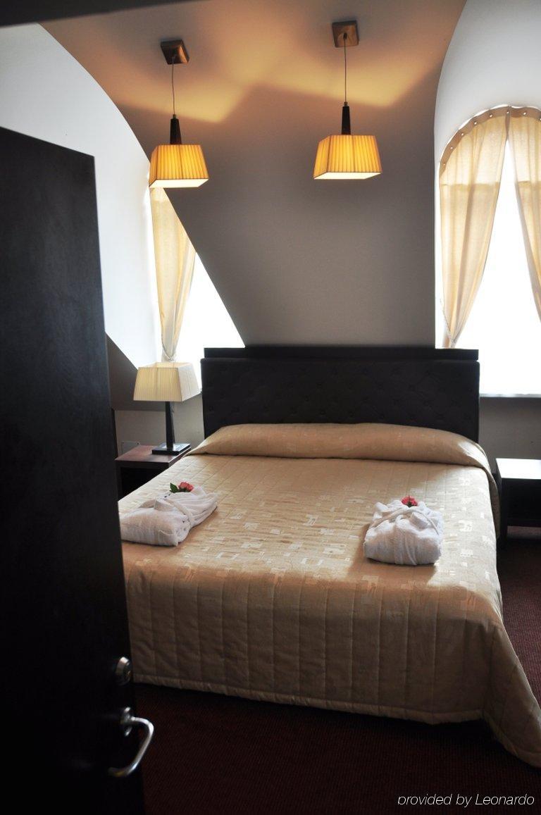 Отель Amberton Cozy